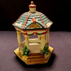 Holiday decorated gazebo